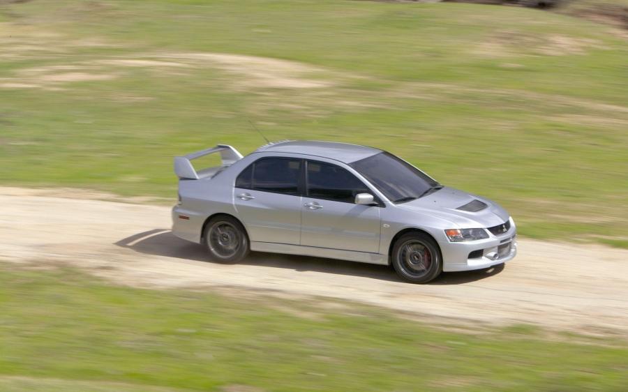  Mitsubishi Lancer Evolution IX MR 2007 года  (фото 52 из 129)